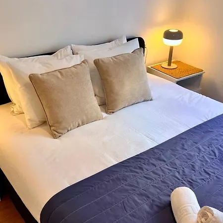 Super Comfy And Homey 4br Peachy Appartamento Málaga