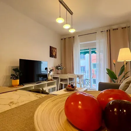 Appartamento Super Comfy And Homey 4br Peachy